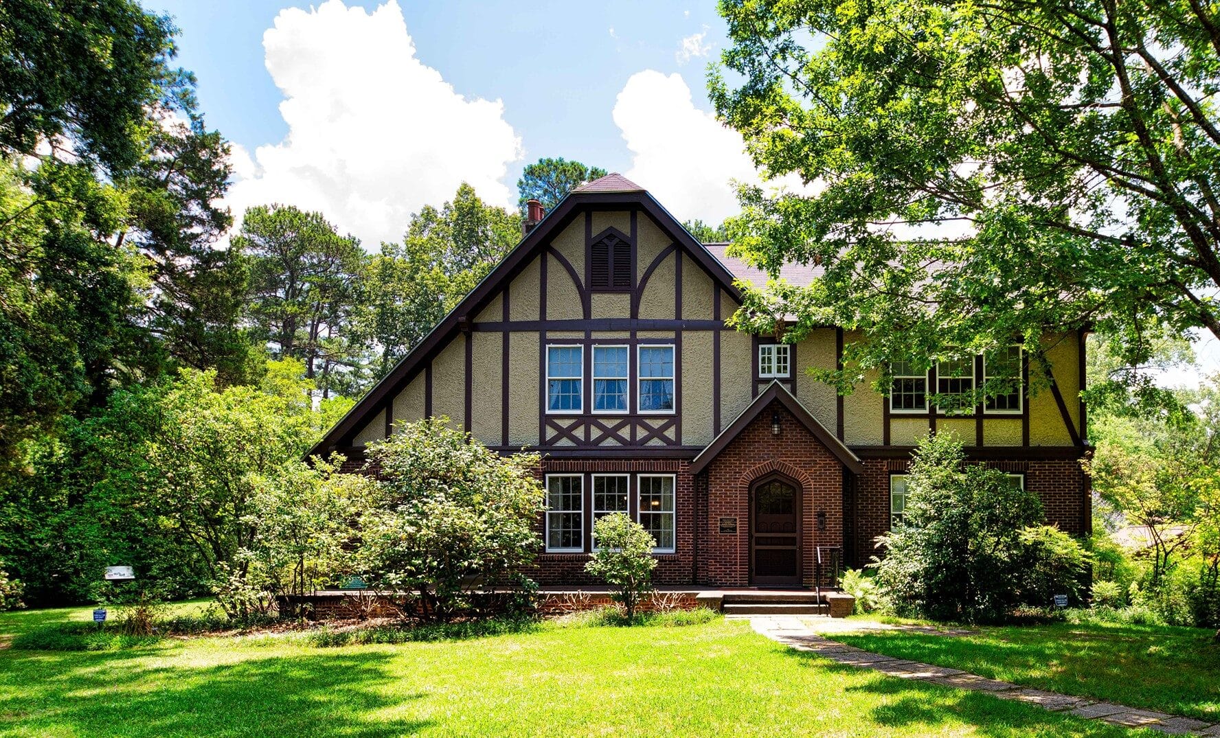 Eudora Welty Home gives visitors an intimate look into one of