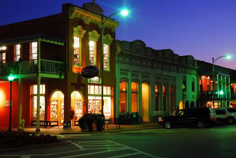 Dressing Up Mississippi’s Downtowns